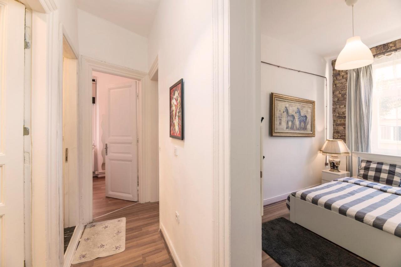 By Galata- Historical And Modern Apartment Istanbul Bagian luar foto