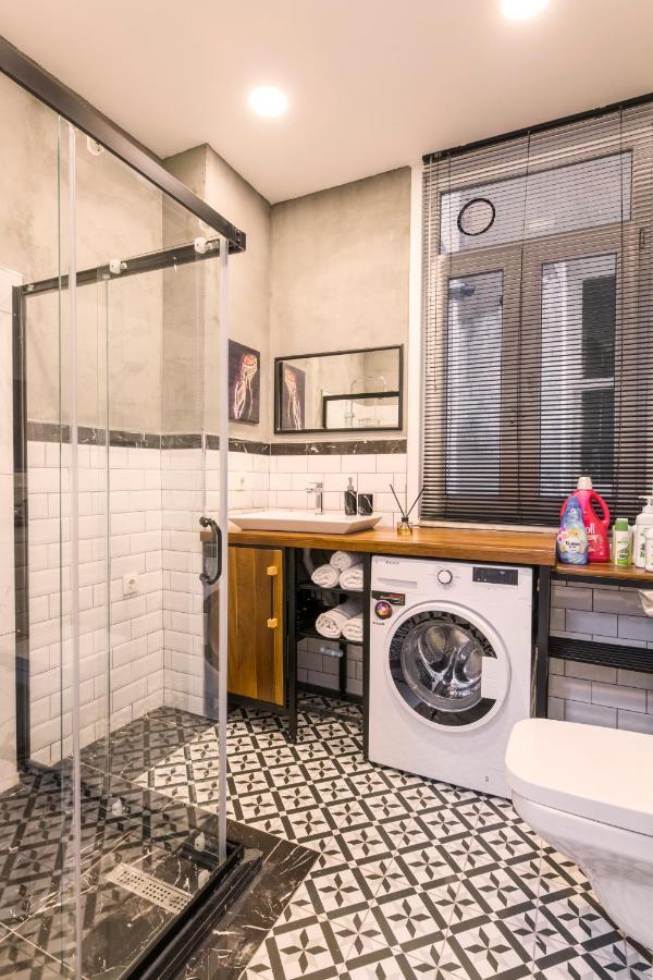 By Galata- Historical And Modern Apartment Istanbul Bagian luar foto